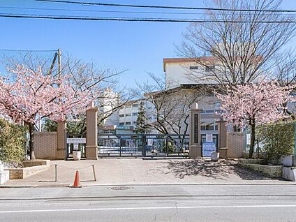 さいたま市立大久保中学校 2952m