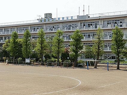 新座市立野火止小学校 756m