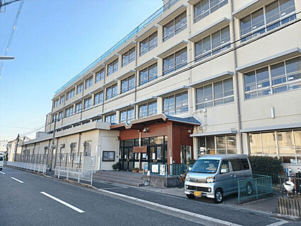 堺市立三宝小学校 587m