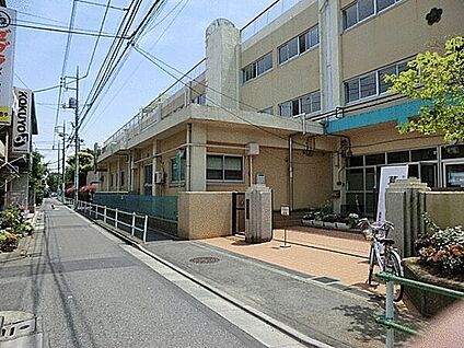 葛飾区立高砂小学校 589m