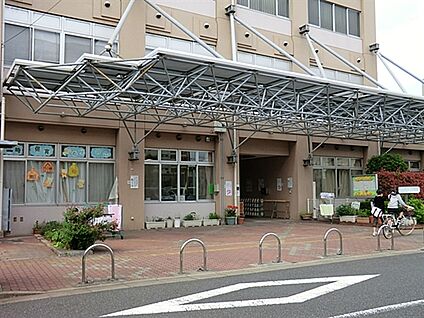 横川さくら保育園 634m