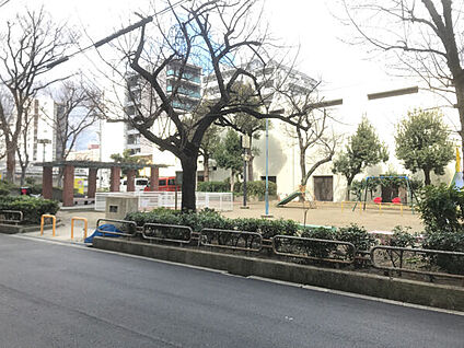 蒲生中公園 785m