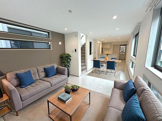 【アーバンポート施工例】ハウスセイラーズの住宅に対する思いが建築デザイナーの表現と融合し、ひとつの答えとして生み出されたアーバンポートシリーズ。