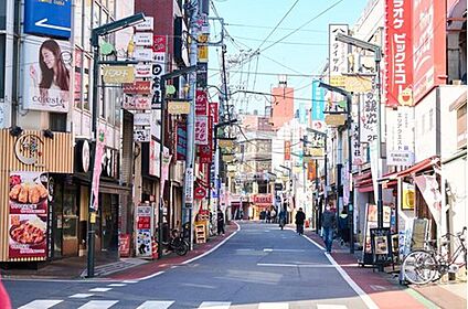 パークロード石神井 240ｍ(徒歩3分)