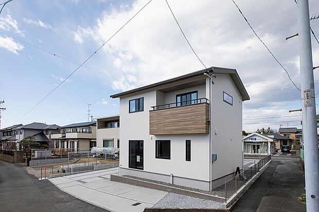 ぜひ現地で住み心地をご体感ください。