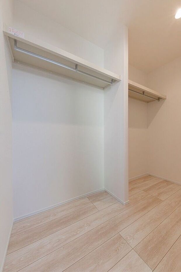 【WIC】主寝室ウォークインクローゼット