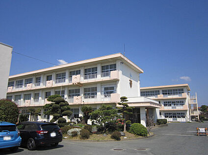 磐田西小学校 410m(徒歩6分)