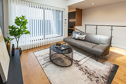 【当社施工例/2階リビング】