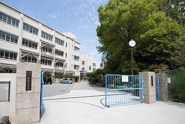 垂水中学校（約1,430m）