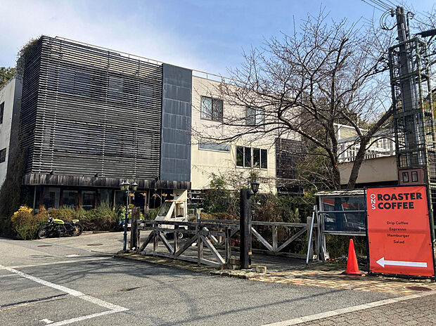 ONS ROASTER COFFEE（約426m）