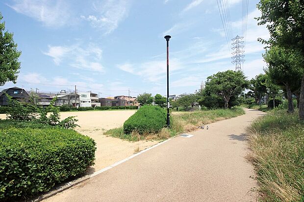 清水はざま公園(約150m)