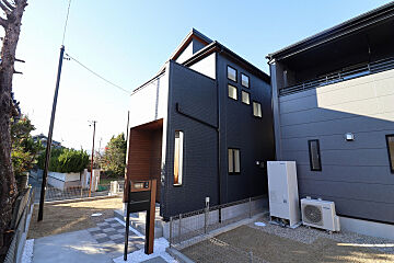 ブルーミングガーデン 愛西市諸桑町郷城2棟 外観