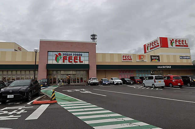 フィール瀬戸店（約2,400m）