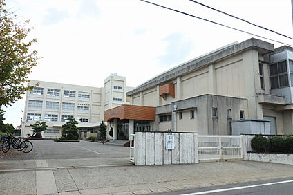 西部中学校 1100m