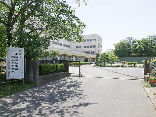 佐倉市立臼井中学校（約183m）