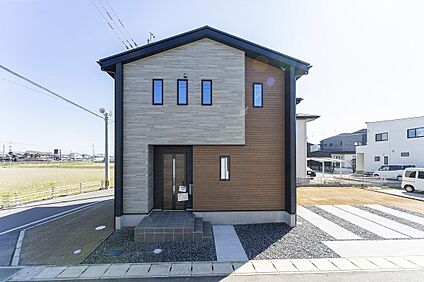 1号棟外観正面