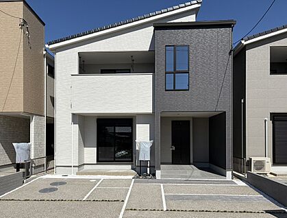 【C棟　外観】