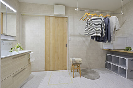 【洗面室同仕様】