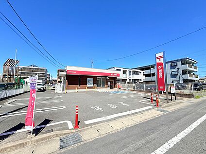 川越富洲原郵便局 約750m(徒歩約10分　自転車約3分)