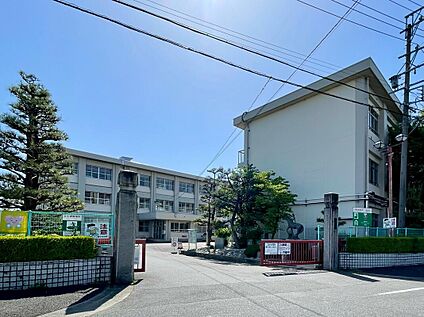 駒場小学校 約1,700m(徒歩約22分)