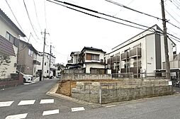 東武伊勢崎線「獨協大学前」駅 徒歩22分