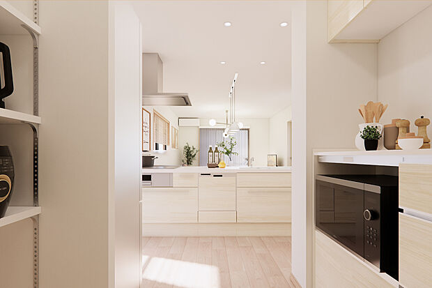 【キッチン|収納ばっちりパントリーで清潔感のあるキッチンに◎】キッチンに併設されたパントリー♪食器はもちろんのこと保存食の収納など、用途は自由!!目が届く場所だからこそ、たっぷりの収納で見た目をスッキリさせます。/2号地完成予想パース