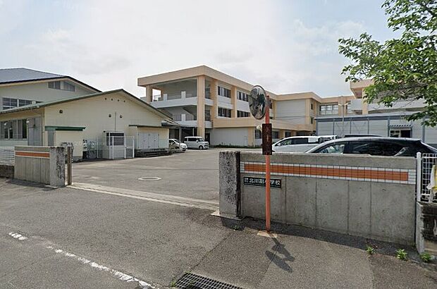 北川副小学校