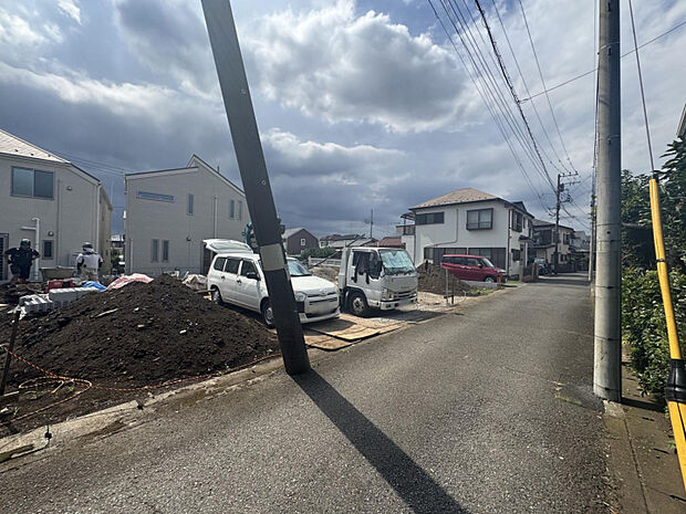 現地土地写真　現地や周辺環境のご案内はもちろん、完成物件のご案内も可能です。お気軽にお問合せ下さい♪