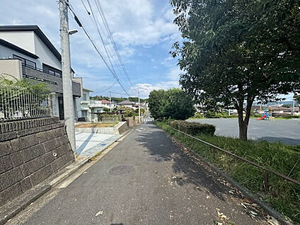 【前面道路写真】