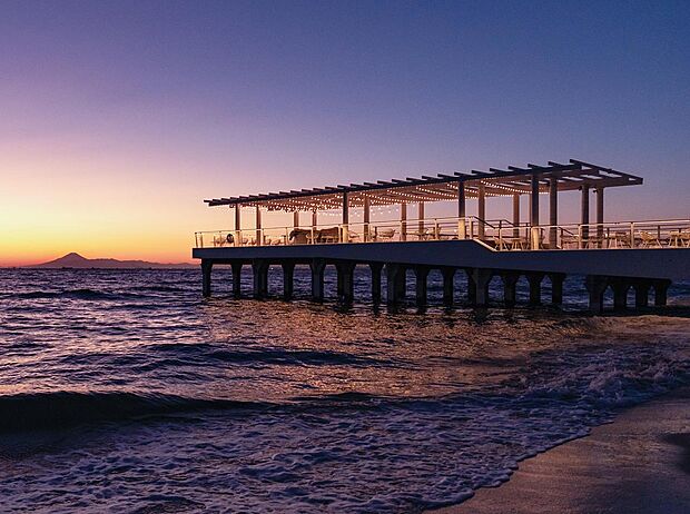 住まい周辺には、稲毛公園や稲岸公園、稲毛海浜公園など県内でも人気のあるさまざまな自然に親しめるスポットが点在。※「いなげの浜」掲載写真はイメージです