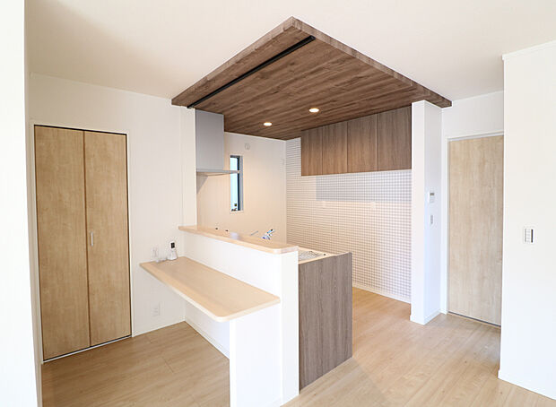 【マイタウン施工プラン例／キッチン】※画像にはオプション商品が含まれております。