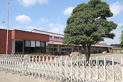 つくし幼稚園 約1200ｍ(徒歩15分)