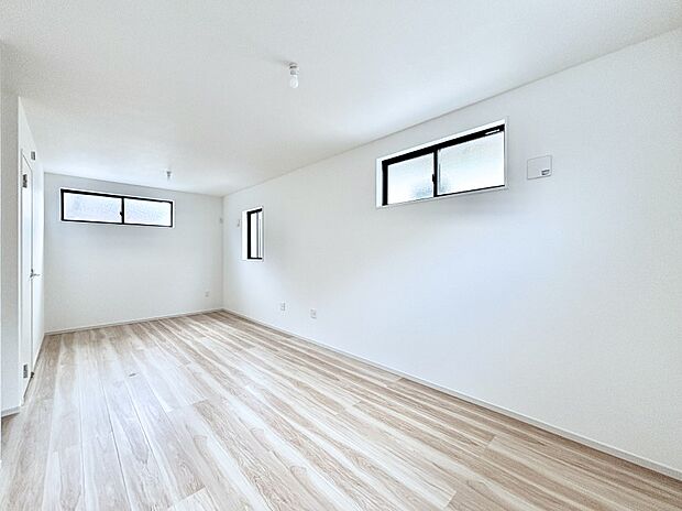 2面採光を確保した明るい空間。家族みんなが快適な暮らしを実現する設計です。