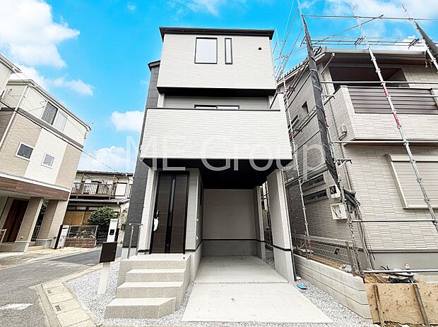 たっぷりの陽光と心地よい風が舞い込む住まい