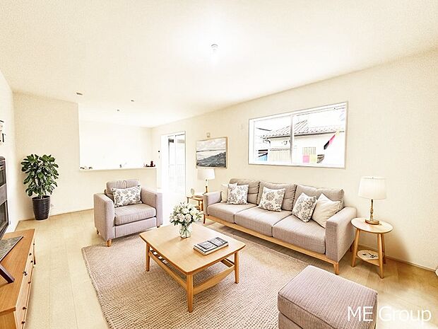 落ち着いた雰囲気のＬＤＫは家族みんなの快適空間※家具はCGです