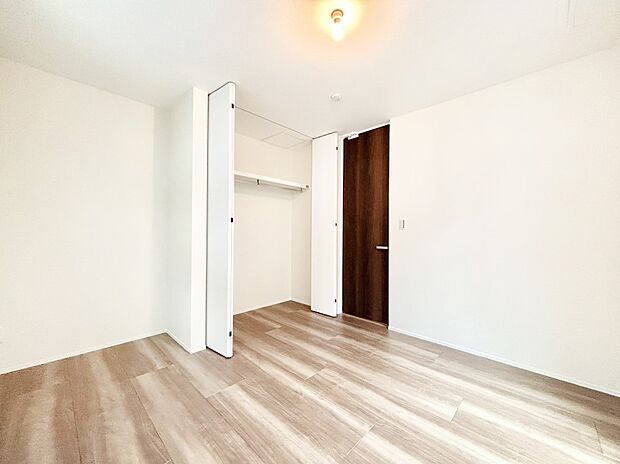 木の温もりがやさしいフローリングは安らぎをもたらす住空間