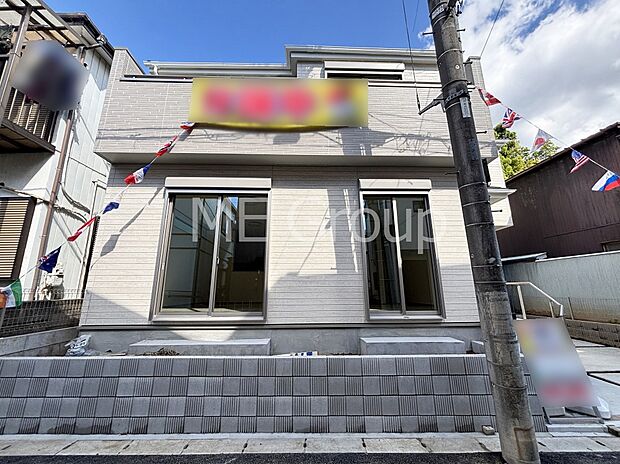 たっぷりの陽光と心地よい風が舞い込む住まい