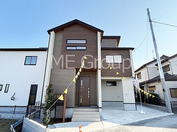 たっぷりの陽光と心地よい風が舞い込む住まい