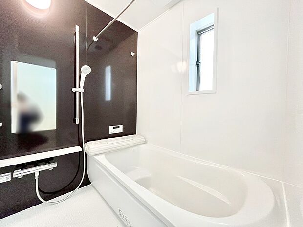 落ち着いた雰囲気でゆっくりお寛ぎいただけるバスルーム