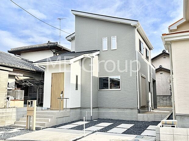 暮らしやすさと居心地の良さにこだわったシンプルで飽きのこないデザイン ！