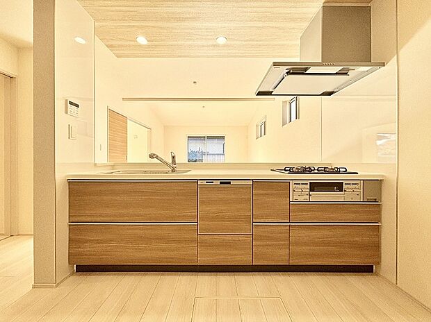 毎日使うキッチンだから、使いやすさ＆お手入れのしやすさにこだわりました。