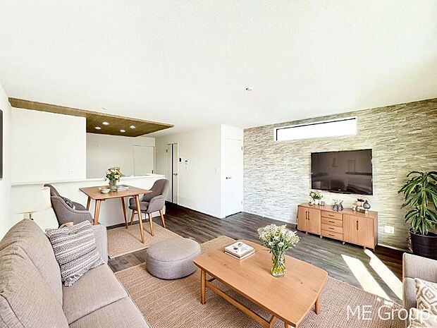 日当たりのいいリビングでゆったりとしたティータイムを!※家具はCGです