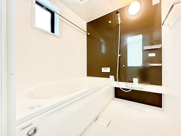 落ち着いた雰囲気でゆっくりお寛ぎいただけるバスルーム