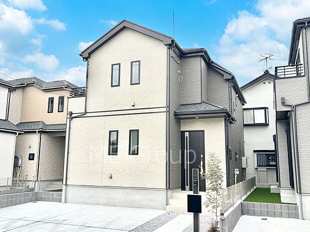 暮らしやすさと居心地の良さにこだわったシンプルで飽きのこないデザイン !