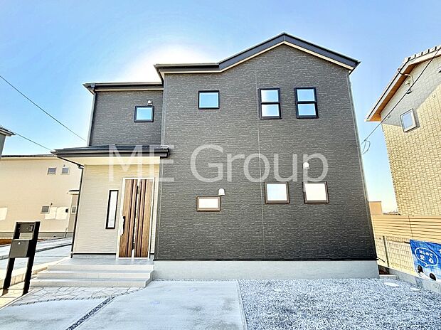 暮らしやすさと居心地の良さにこだわったシンプルで飽きのこないデザイン ！