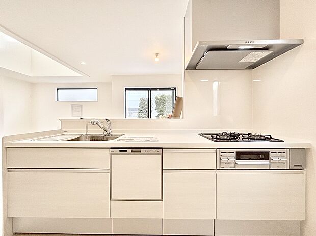 毎日使うキッチンだから、使いやすさ&お手入れのしやすさにこだわりました。