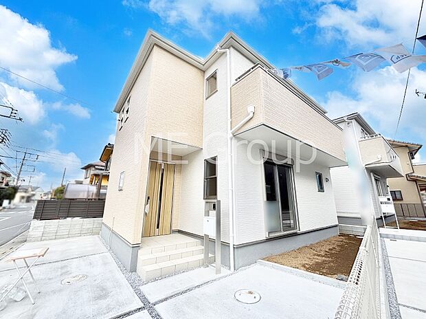 上質感あふれる外観デザイン。魅力の住まいを実現。