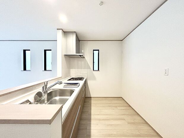 ゆとりあるキッチンではご家族と楽しくお料理ができます。