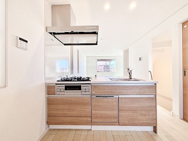 毎日使うキッチンだから、使いやすさ&お手入れのしやすさにこだわりました。