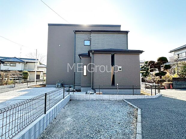 たっぷりの陽光と心地よい風が舞い込む住まい